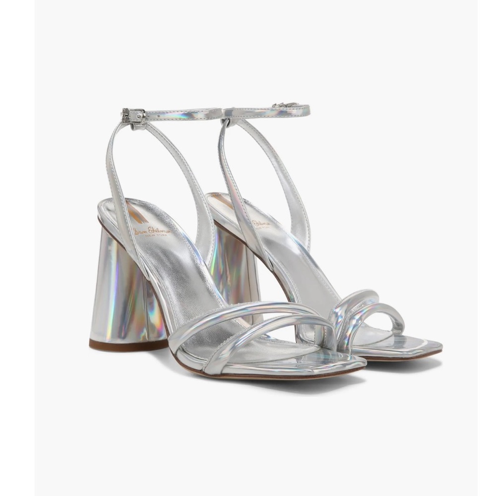 Sam Edelman Kia Strappy Wide Silver Metallic Sandals Size 7W NEW